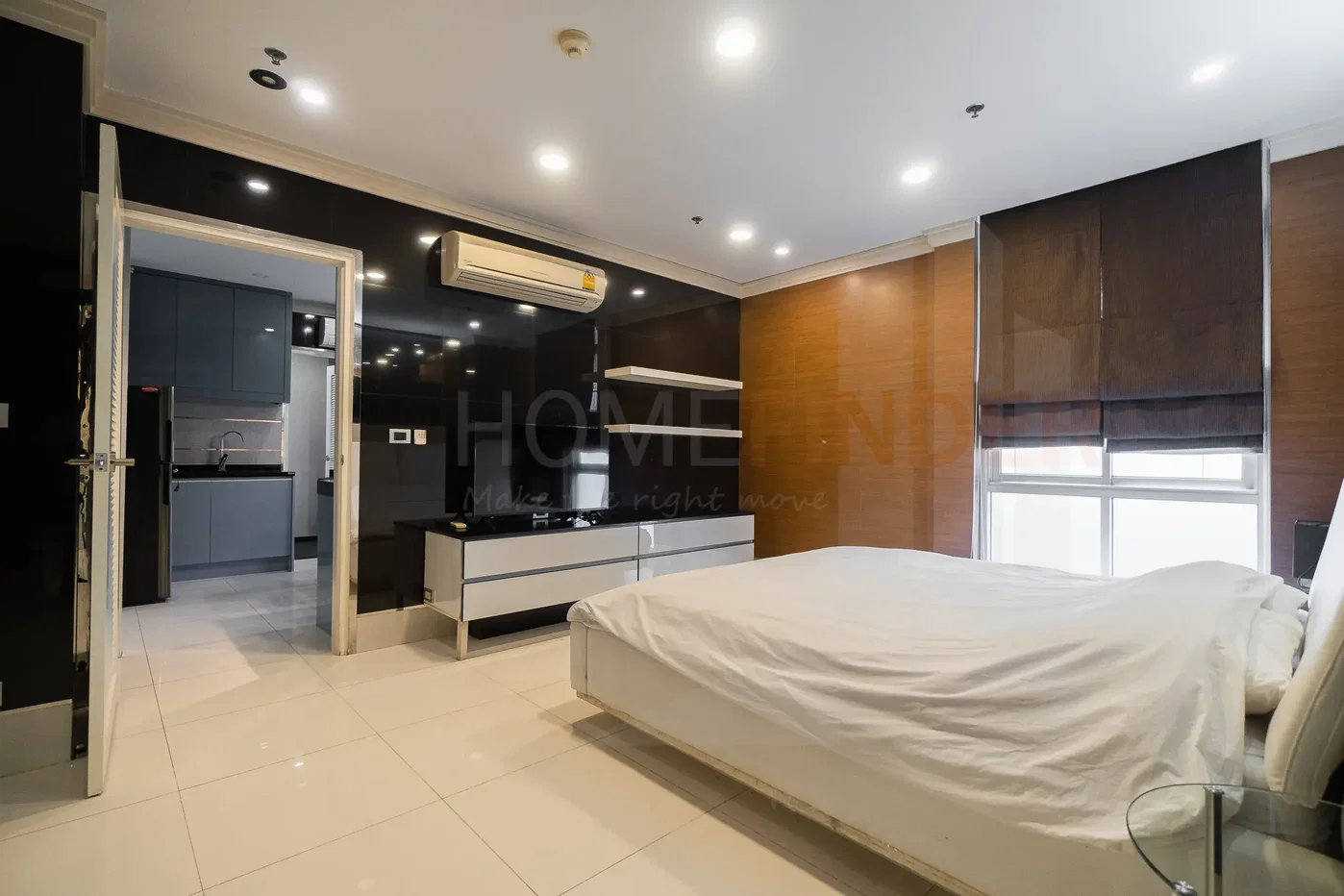 picture Master Centrium Condominium 3 bedrooms, for rent - 5/11