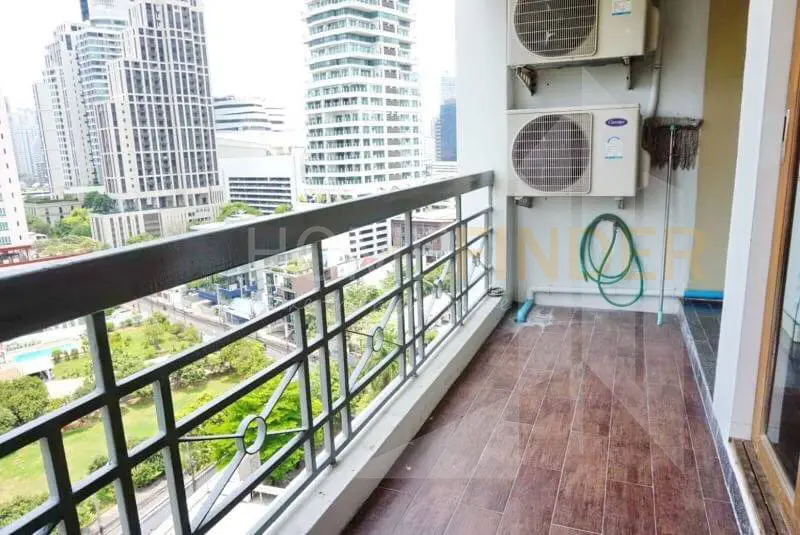 picture Royal Castle 3 bedrooms, for rent - 7/15