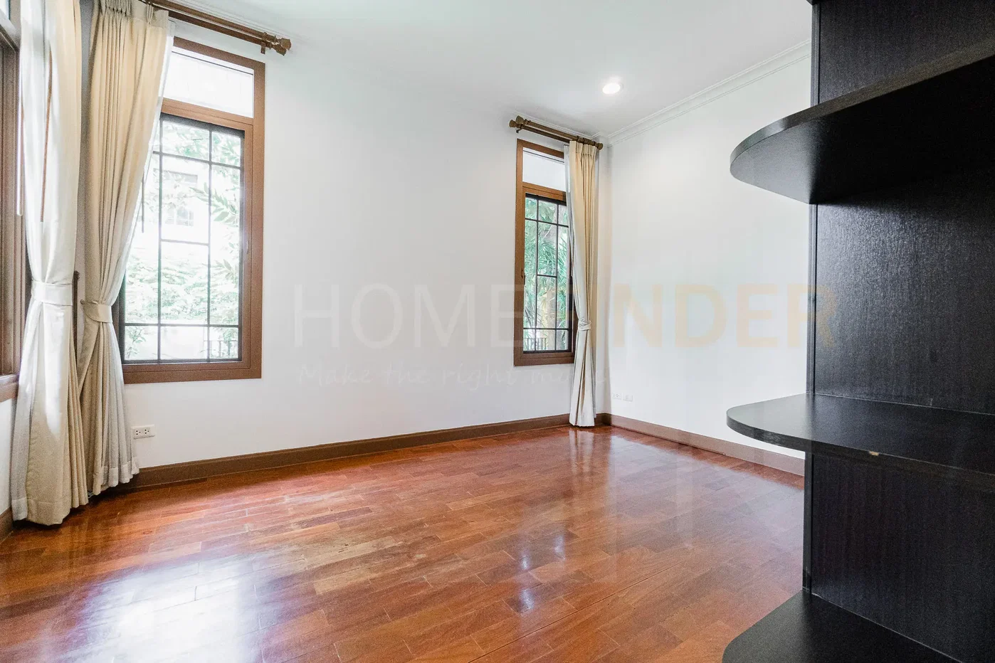 รูป Narasiri Pattanakarn, Bangkok 5 bedroom house with big Big Garden 5 bedrooms, for rent - รูปที่ 6/22
