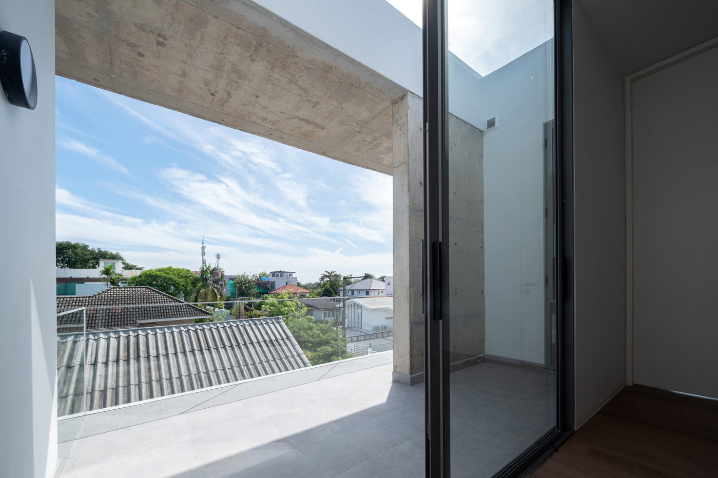 รูป House in Sukhumvit 71 4 bedrooms, for sale - รูปที่ 28/32