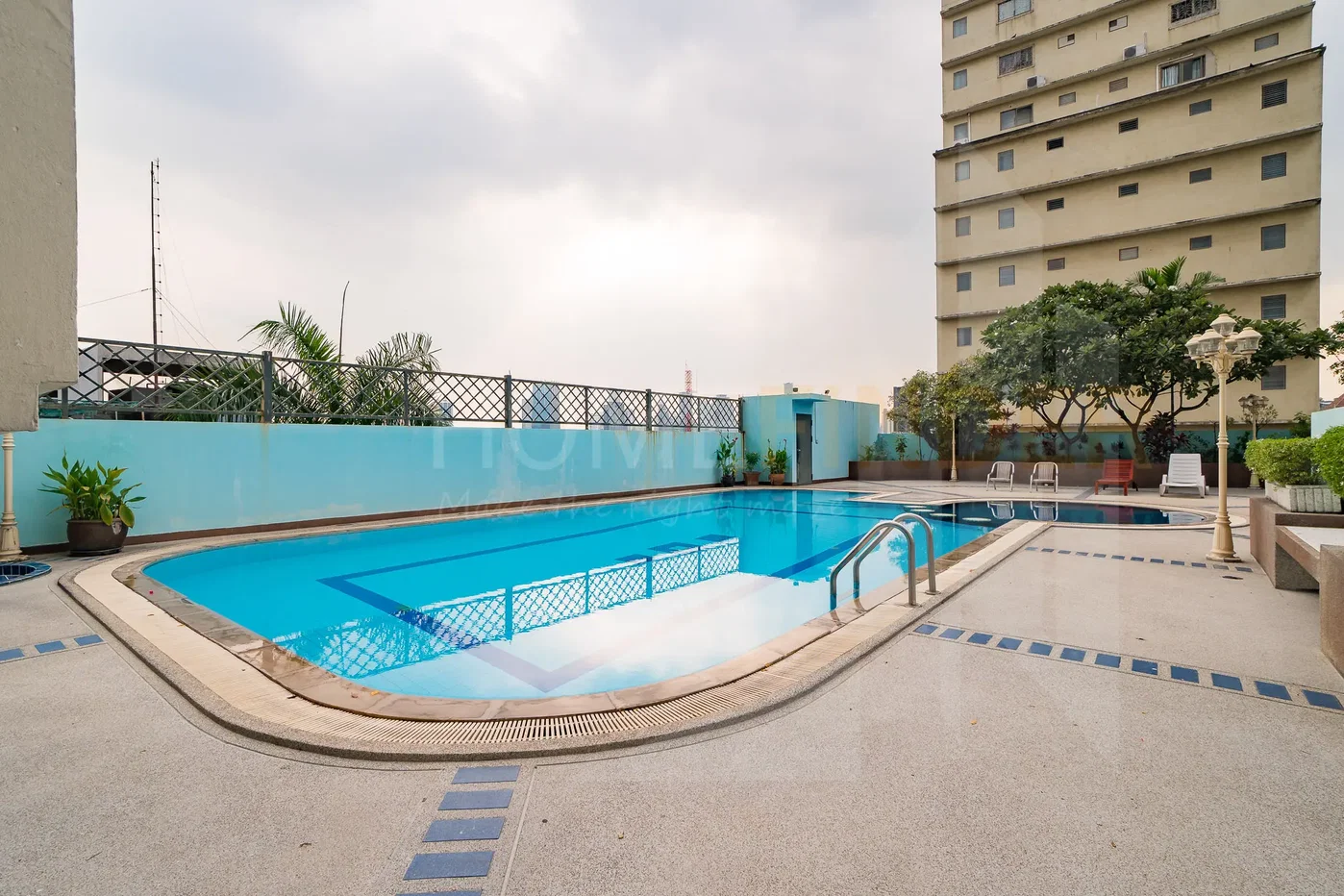 picture Crystal Garden condominium 2 bedrooms, for rent - 18/20