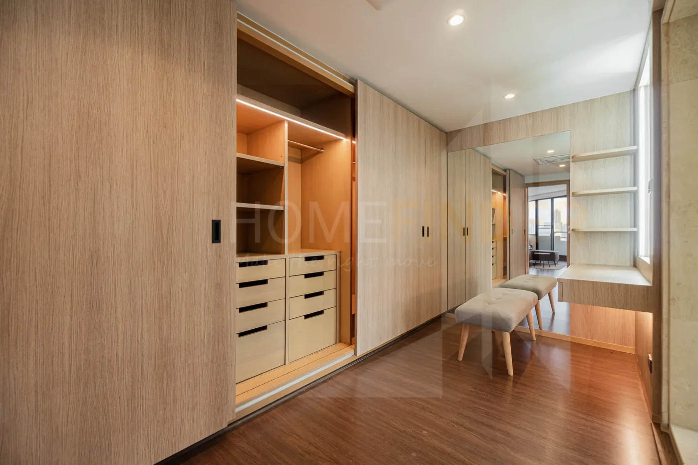 picture LAKE AVENUE Sukhumvit 16 2 bedrooms, for rent - 4/8