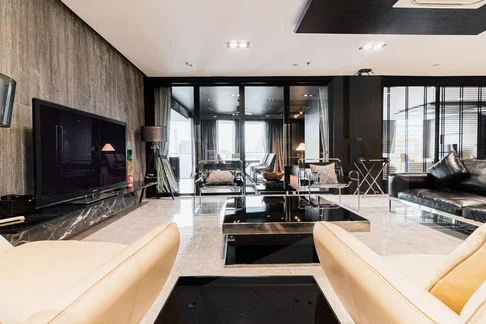 The Master Centrium Asoke-Sukhumvit 4 bedrooms, for rent
