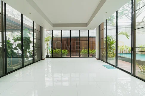 4 bedroom House Thonglor Sukhumvit for rent- Unfurnished 4 bedroom house for rent in Sukhumvit, Bangkok 4 bedrooms, for rent