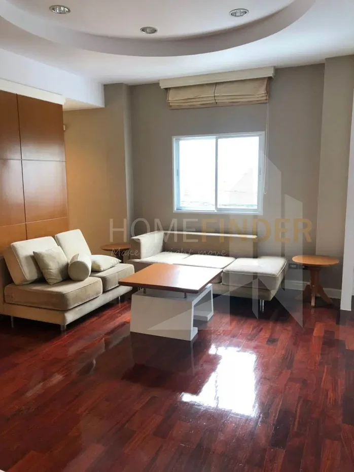 รูป Town Home (Nang Lin Gee Road) 3 bedrooms, for rent - รูปที่ 1/11