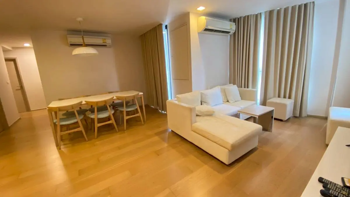picture Liv@49 3 bedrooms, for rent - 4/10