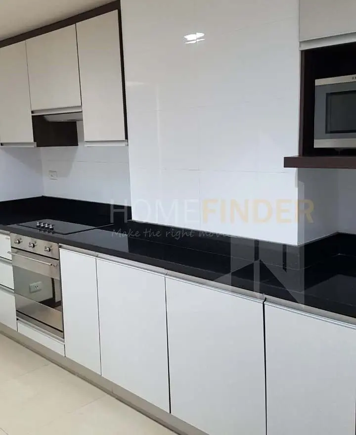 picture Baan Sukhumvit 14 3 bedrooms, for rent - 2/5
