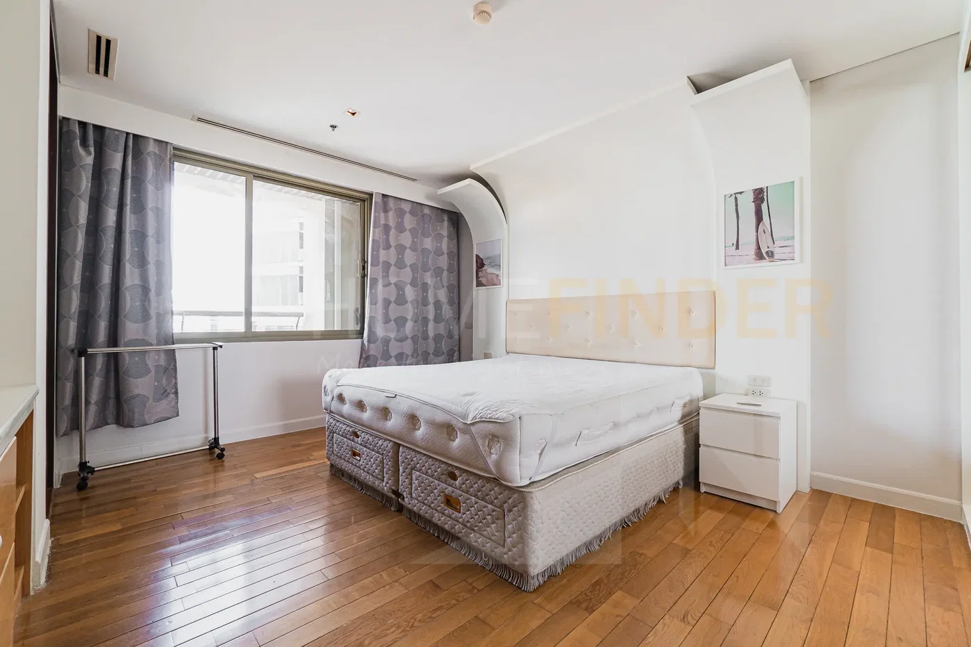 picture The Lakes 2 bedrooms, for rent - 10/15