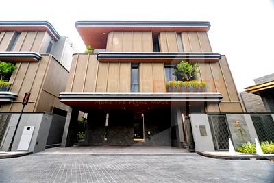 เช่าบ้านเดี่ยว ถนนประชาอุทิศ ห้วยขวาง : BuGaan Rama9 - Mengjai 4 bedrooms, for rent