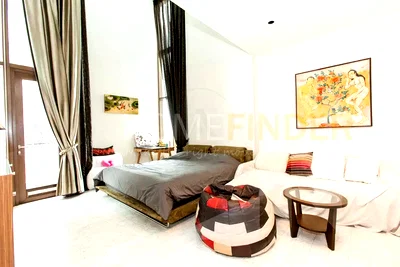 Condos for rent : The Emporio Place 1 bedroom, for rent