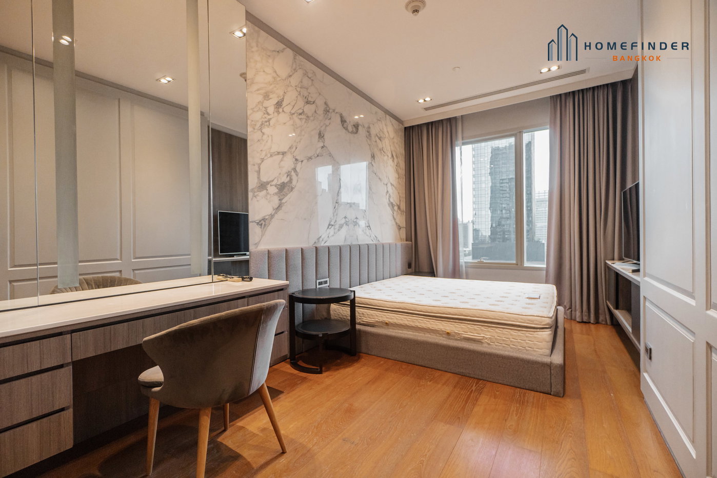 picture 185 RATCHADAMRI 2 bedrooms, for sale - 13/20