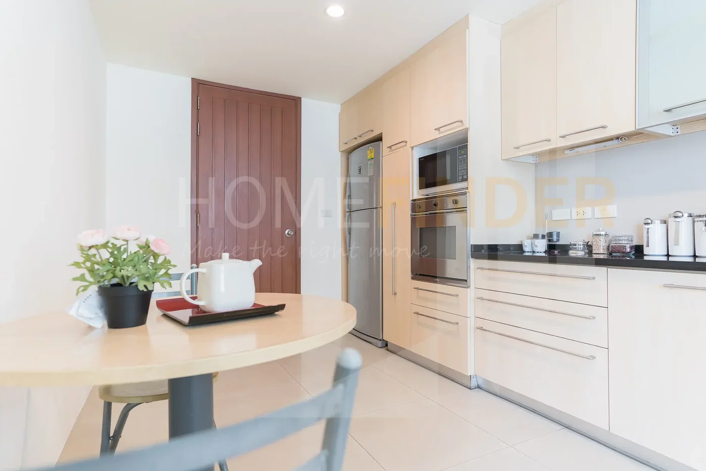 รูป Sathorn Gallery Residences 3 bedrooms, for rent - รูปที่ 10/17