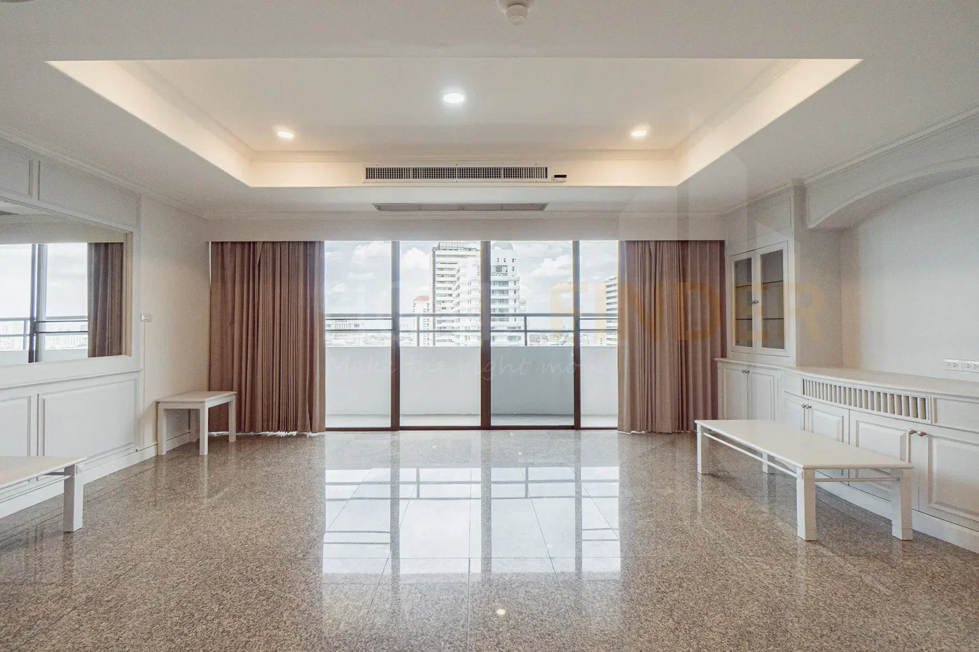 รูป Oriental Towers 4 bedrooms, for rent - รูปที่ 2/12
