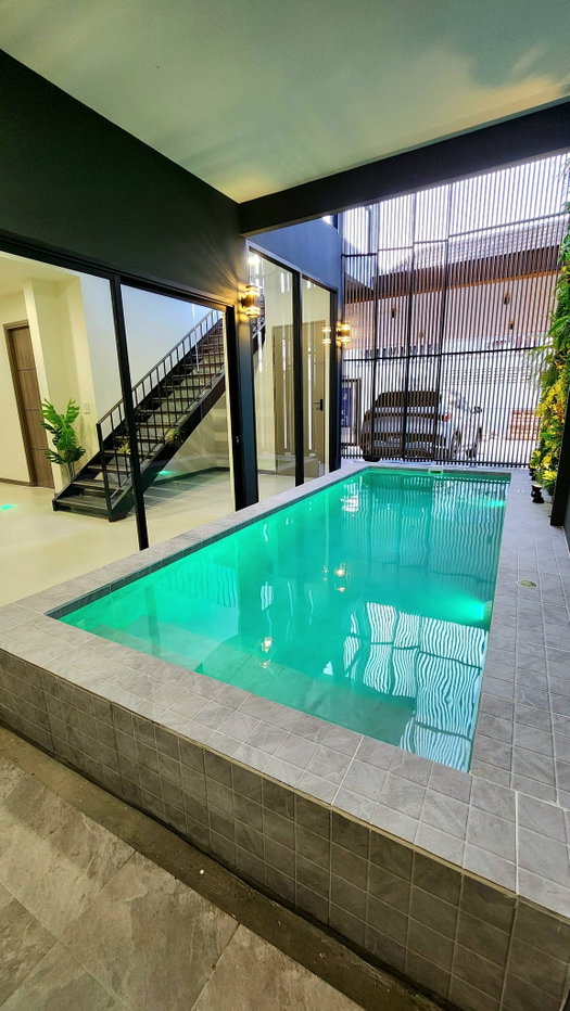 รูป Pool Villa in Bang Chak 3 bedrooms, for sale - รูปที่ 2/18