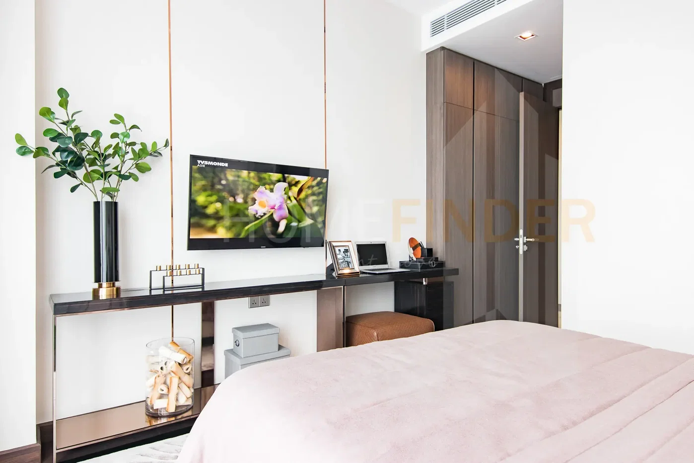 รูป Q 1 Sukhumvit 2 bedrooms, for sale - รูปที่ 18/32