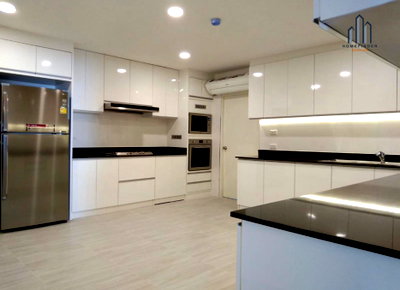 Condos for sale : Oriental Towers 3 bedrooms, for sale