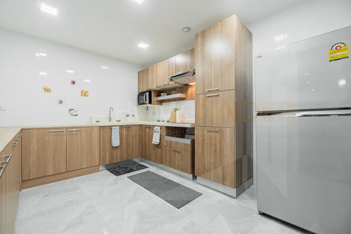picture Richmond Palace 2 bedrooms, for rent - 3/9