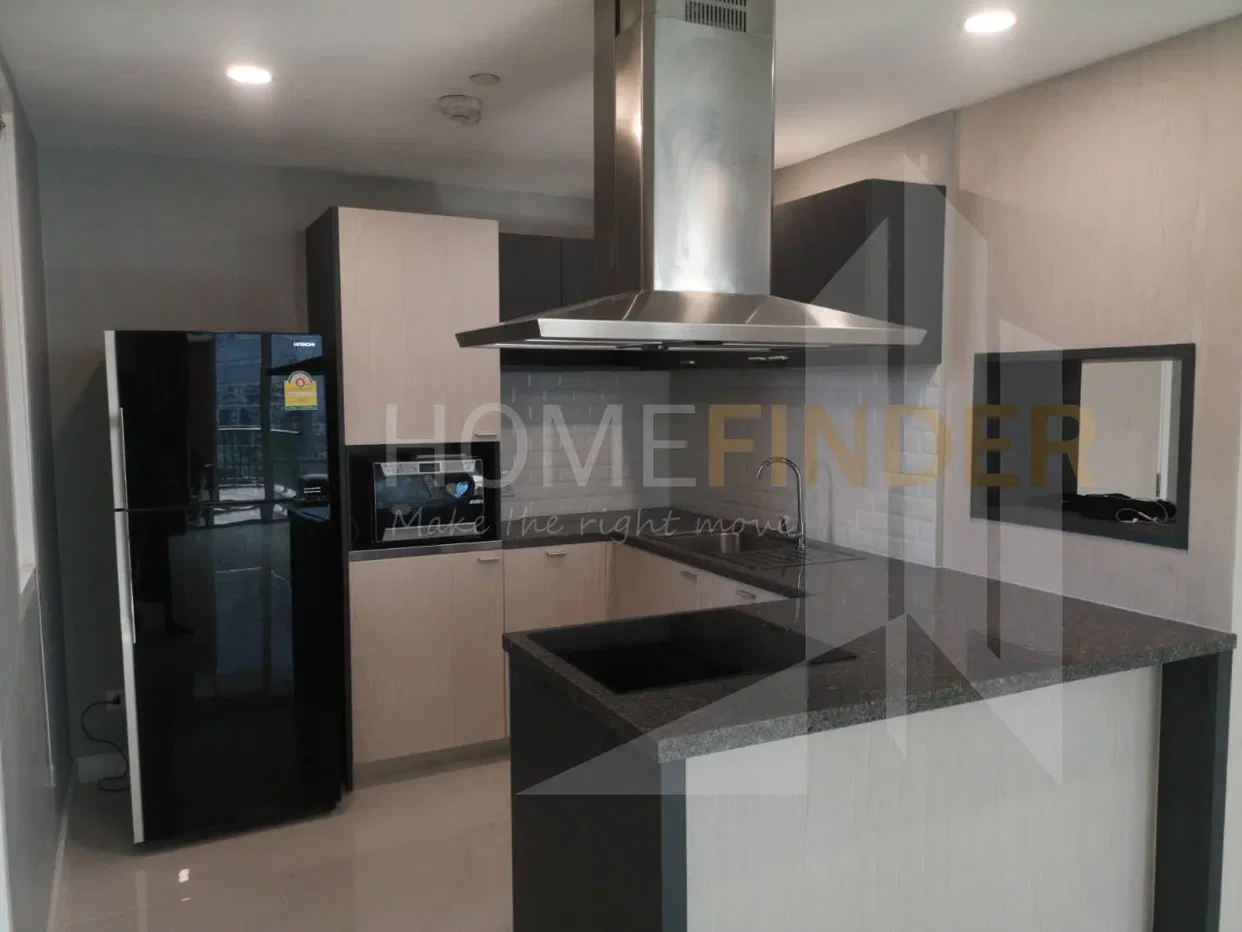 picture Fullerton 3 bedrooms, for rent - 4/6