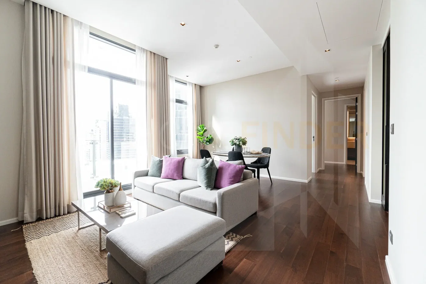 picture The Diplomat 39 2 bedrooms, for rent - 2/12