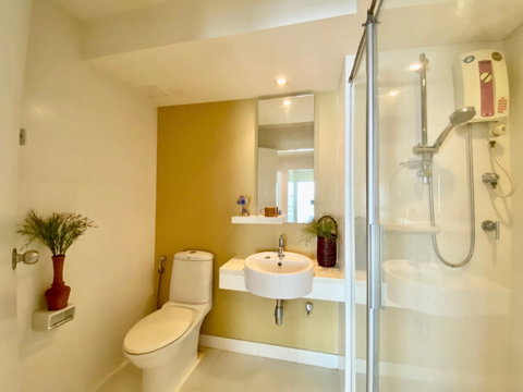 1 ห้องนอน | 1 ห้องน้ำ | BTS On Nut | 40 ตร.ม. | 13,000 บาท/เดือน | ชั้น 5 — The Room Sukhumvit 79 กรุงเทพฯ
