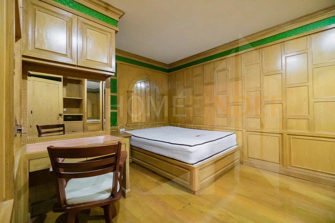 picture Crystal Garden condominium 4 bedrooms, for rent - 15/20
