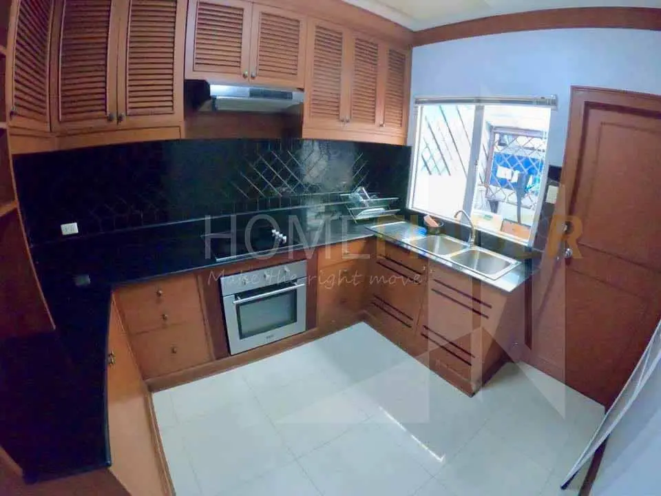 รูป Baan Klangkrung Thonglor 4 bedrooms, for rent - รูปที่ 4/8