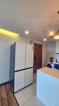 1 ห้องนอน | 1 ห้องน้ำ | BTS Nana | 48 ตร.ม. | 25,000 บาท/เดือน | ชั้น 10 — The Peak Tower กรุงเทพฯ