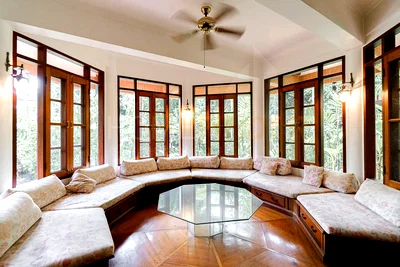 บ้านเดี่ยว วิทยาลัยสิ่งแวดล้อม : Thai Styled House 4 Bedroom for Sale in Chaeng Watthana 5 bedrooms, for sale