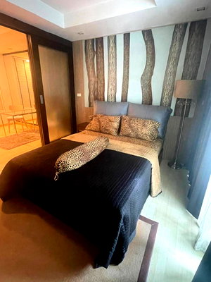 คอนโดให้เช่า : The Rajdamri (เดอะ ราชดำริ) (1bed1bath 45sqm)