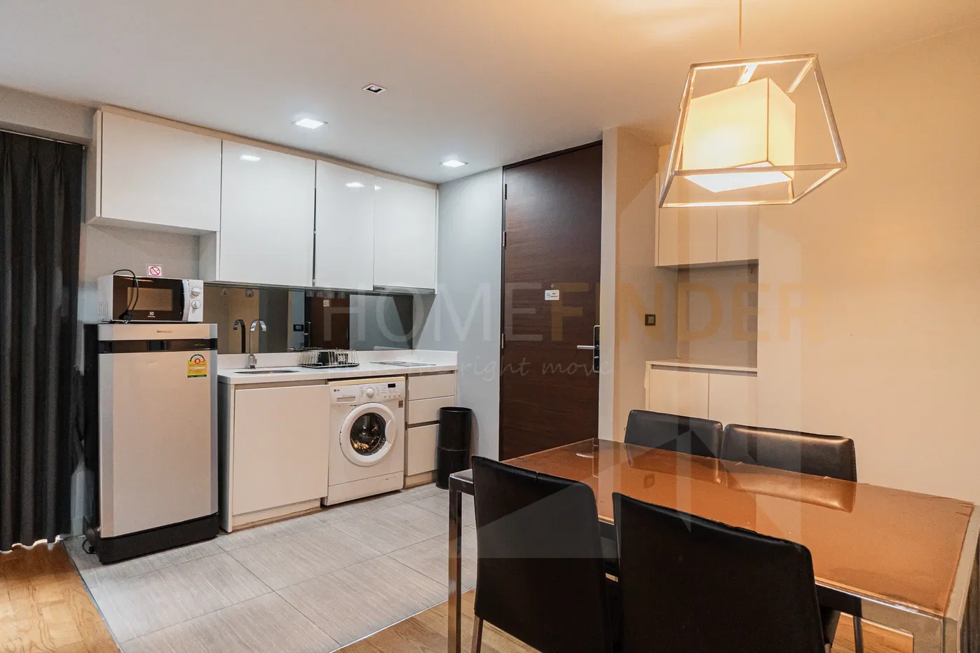 รูป Quad Silom 2 bedrooms, for rent - รูปที่ 2/6