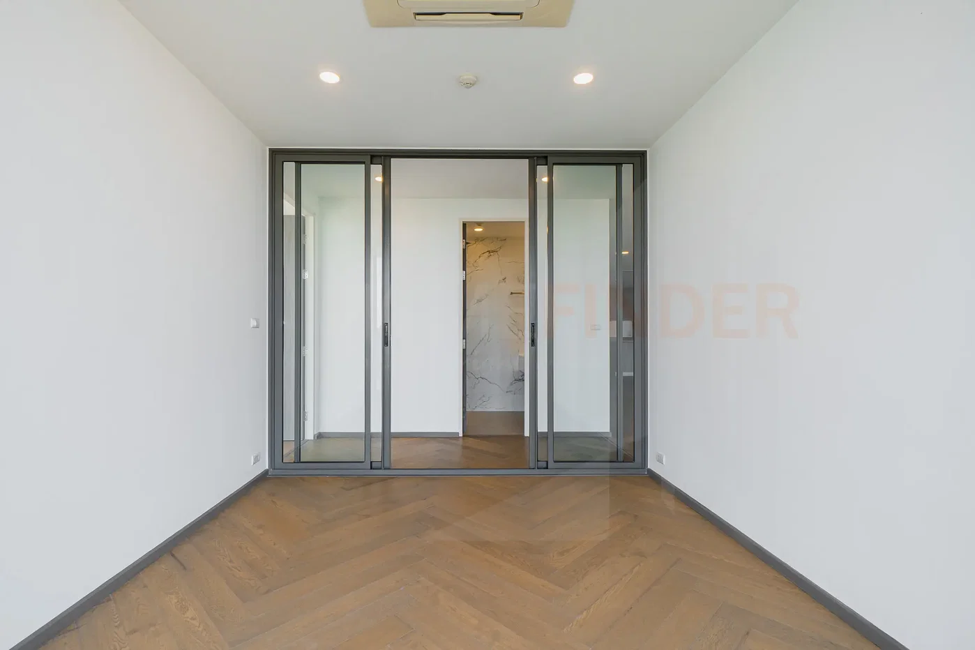 picture The Pillar 2 bedrooms, for sale - 4/15
