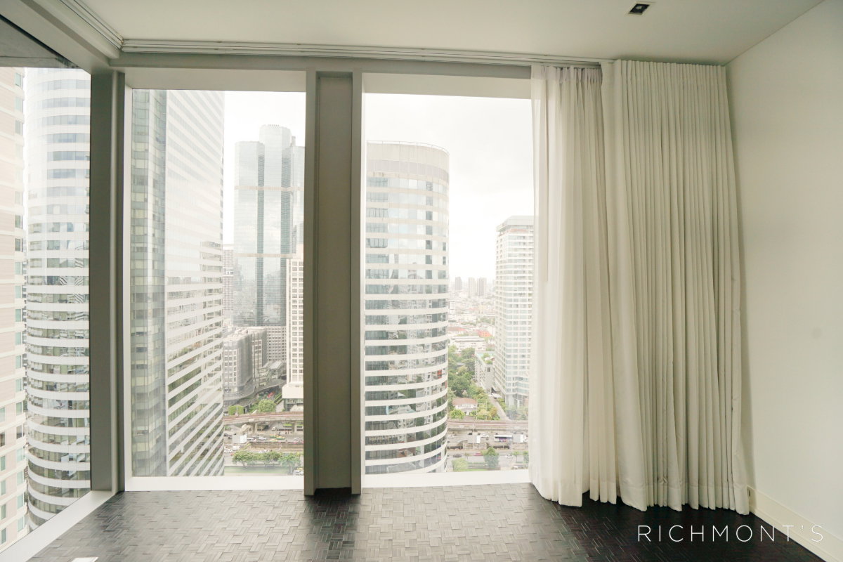 picture The Ritz Carlton Residences Bangkok, 3-Bedrooms, Simplex - 4/13