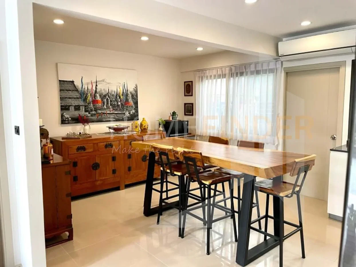 รูป House in Pattanakarn 32 3 bedrooms, for rent - รูปที่ 3/12