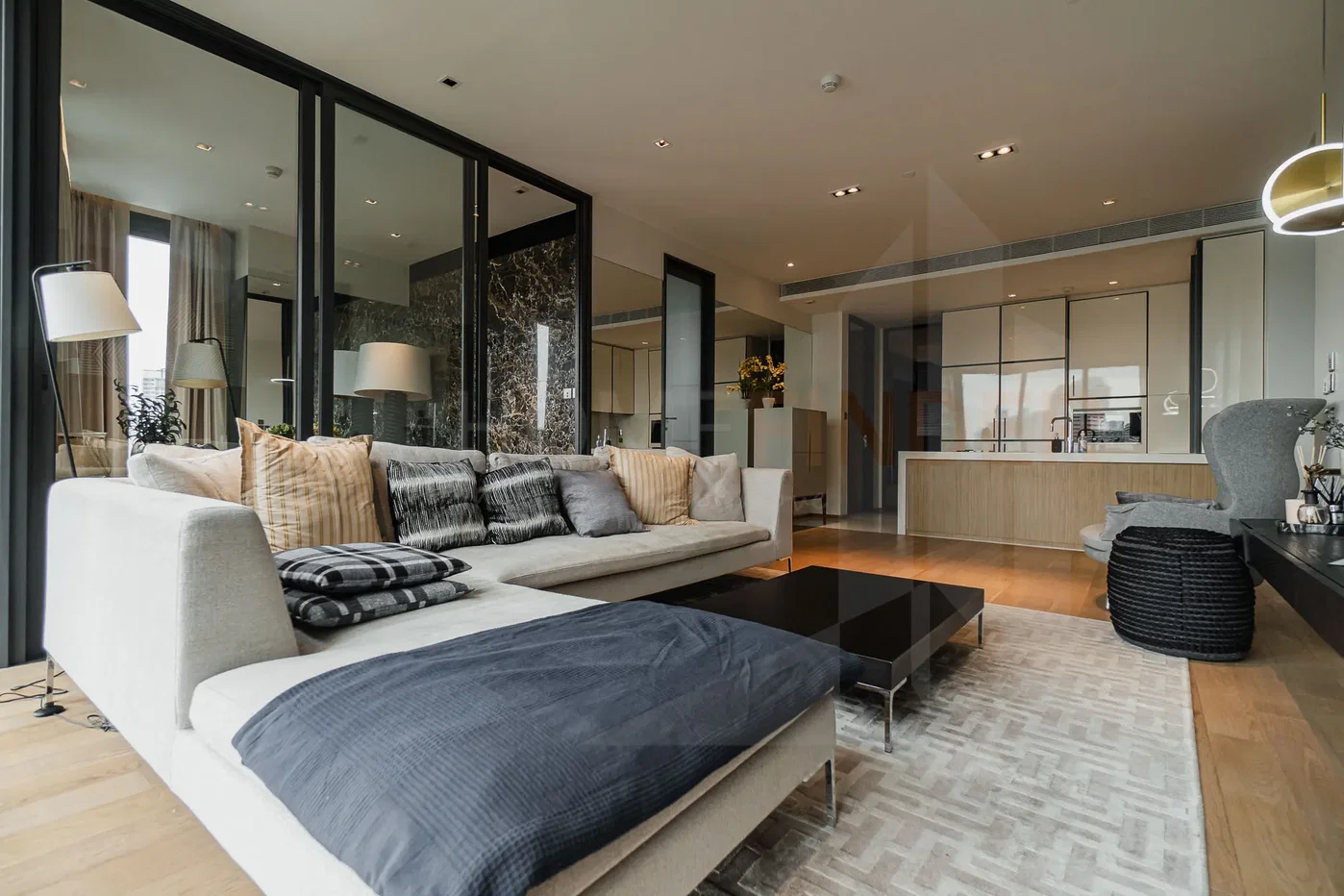 picture Beatniq Sukhumvit 32 2 bedrooms, for rent - 2/10