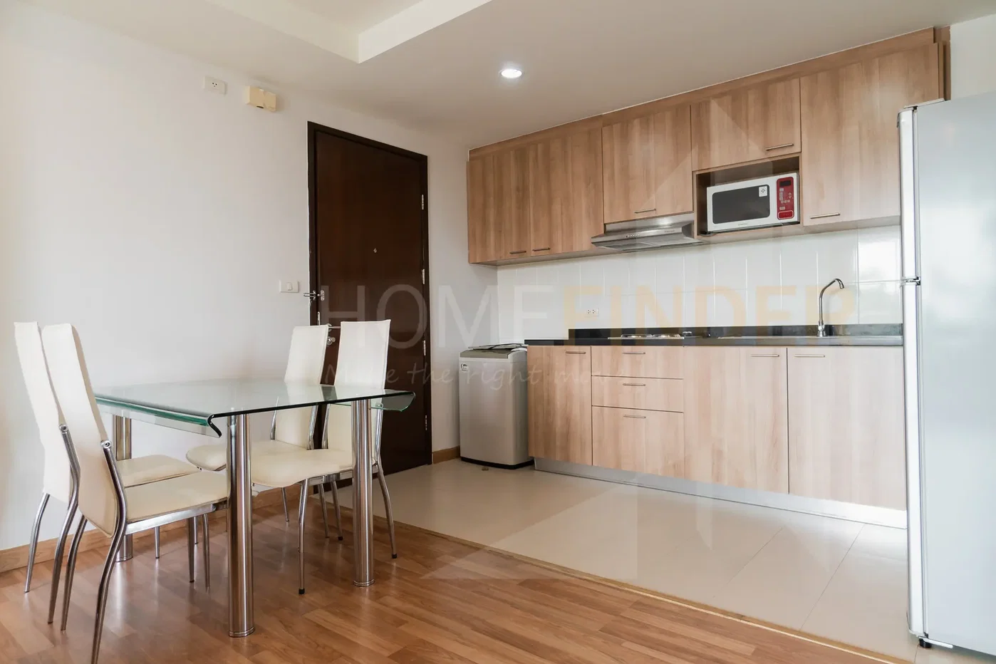 picture Y.O. Place 2 bedrooms, for rent - 4/13