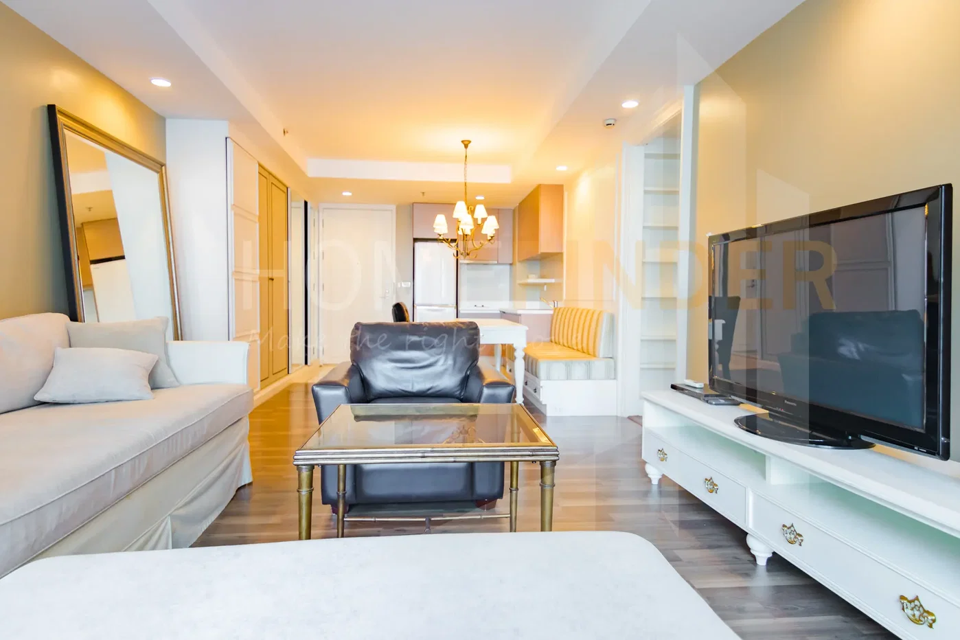 รูป The Rajdamri Residence 1 bedroom, for rent - รูปที่ 1/19