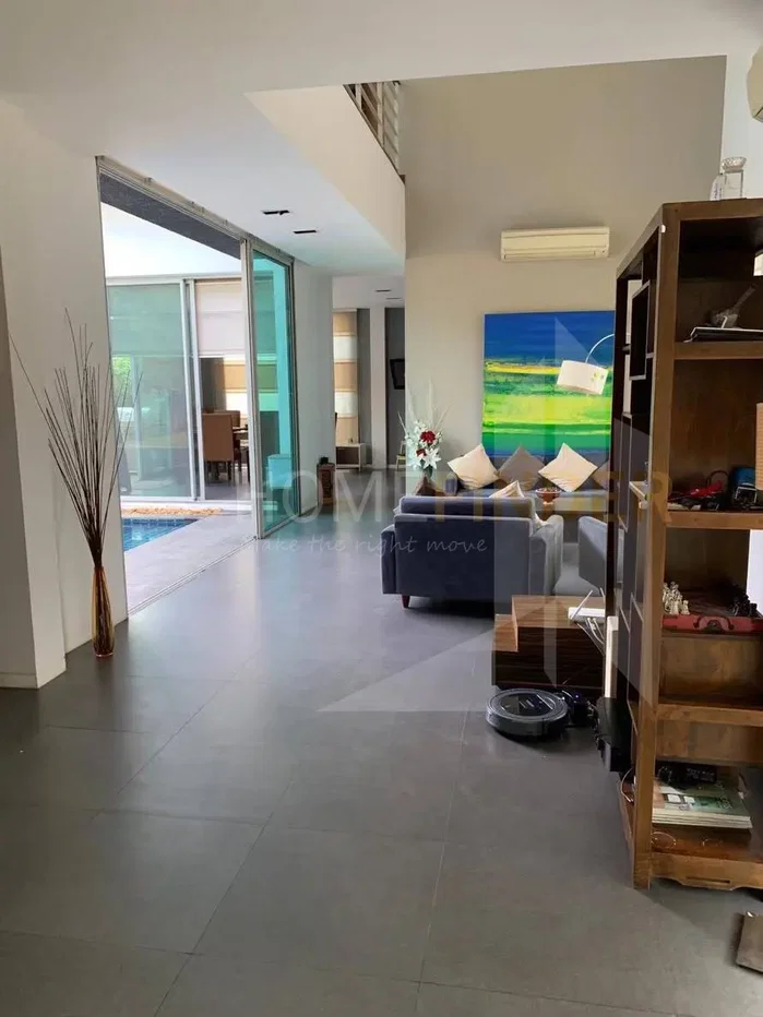 รูป House Hyde Park 4 bedrooms, for sale - รูปที่ 3/11