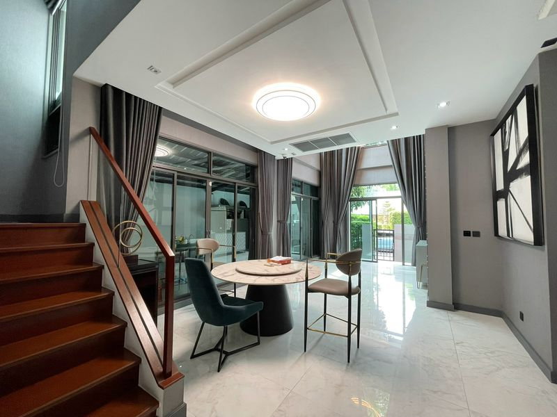 รูป 🧡💚(ขาย) บ้านหรูสุขุมวิท | 3 ชั้น หลังริม Private Zone | 28 ล้านบาท - รูปที่ 5/20