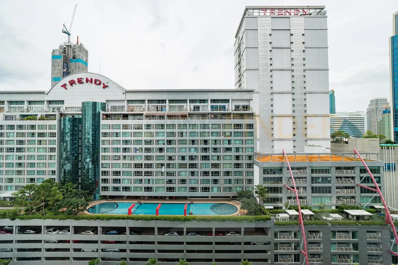 picture Hyde Sukhumvit 3 bedrooms, for rent - 4/15