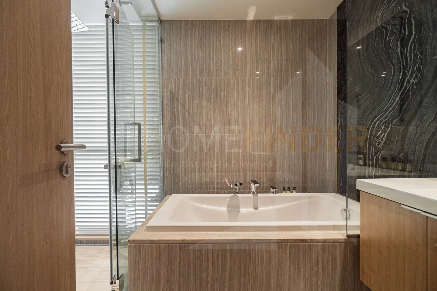 รูป S47 Sukhumvit 2 bedrooms, for sale - รูปที่ 10/11
