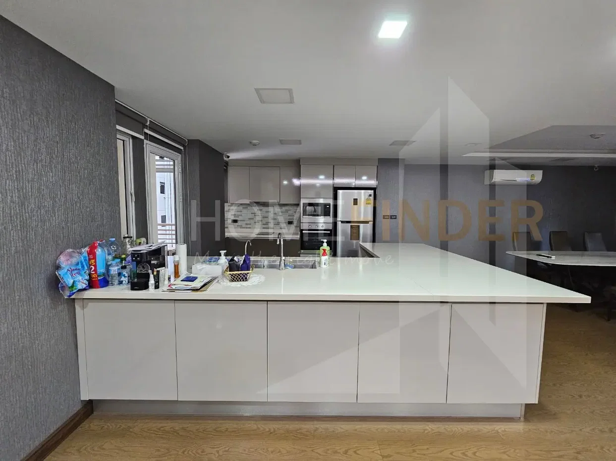 picture Avenue 61 2 bedrooms, for rent - 2/10