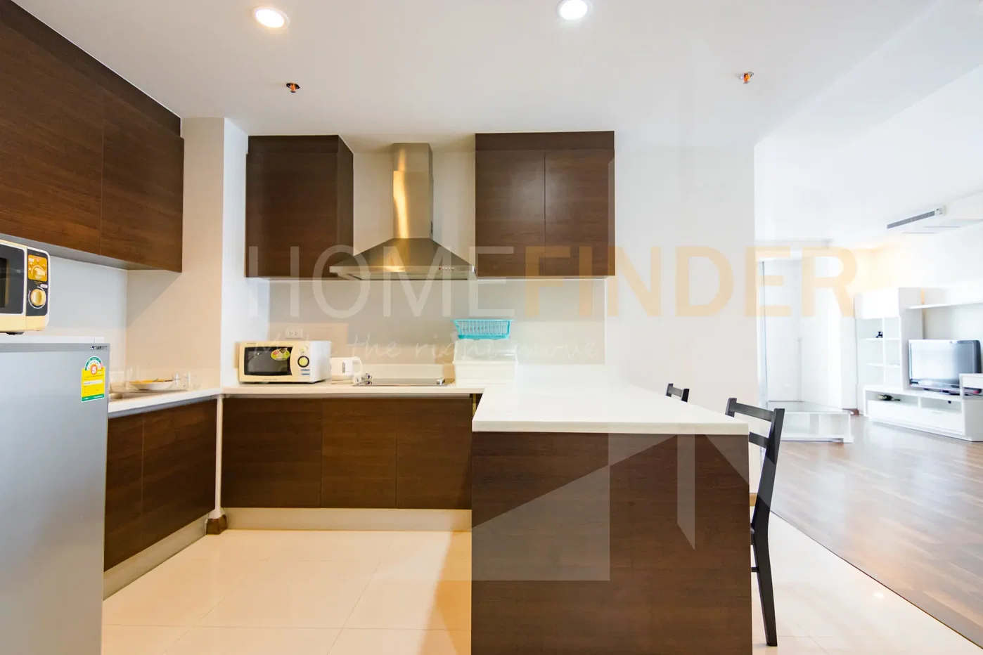 รูป The Rajdamri Residence 2 bedrooms, for rent - รูปที่ 3/18