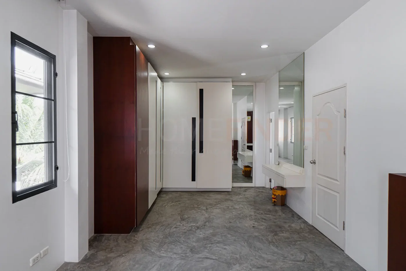 picture Lake View Park 3 bedrooms, for rent - 16/22