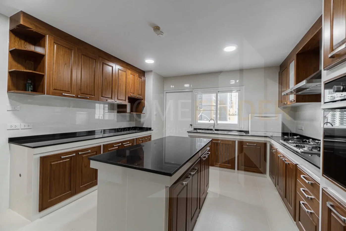 picture Govind Tower 3 bedrooms, for rent - 2/9