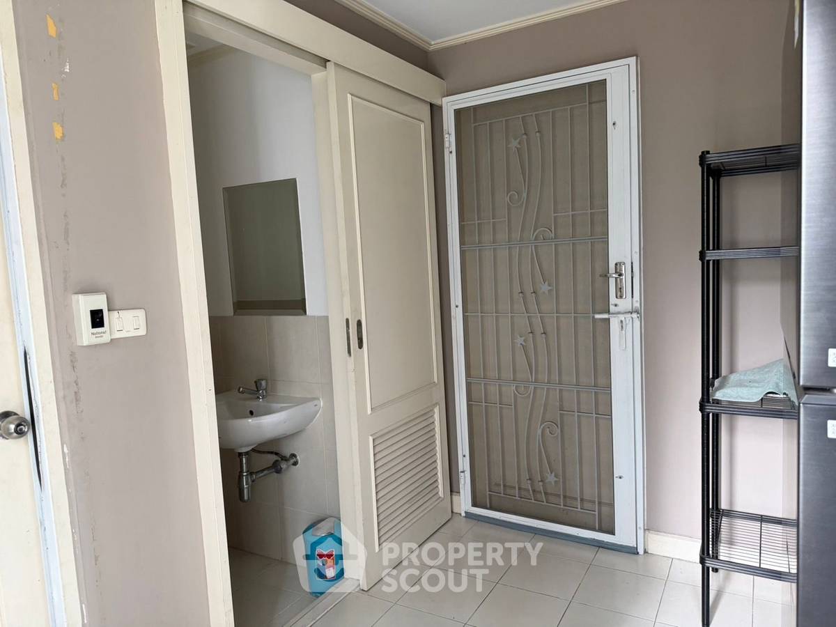 รูป คอนโด 3-ห้องนอน ที่ ลา วี ออง โรส เพลส คอนโดมิเนียม ใกล้ BTS ทองหล่อ (ID 2846909) - รูปที่ 6/10