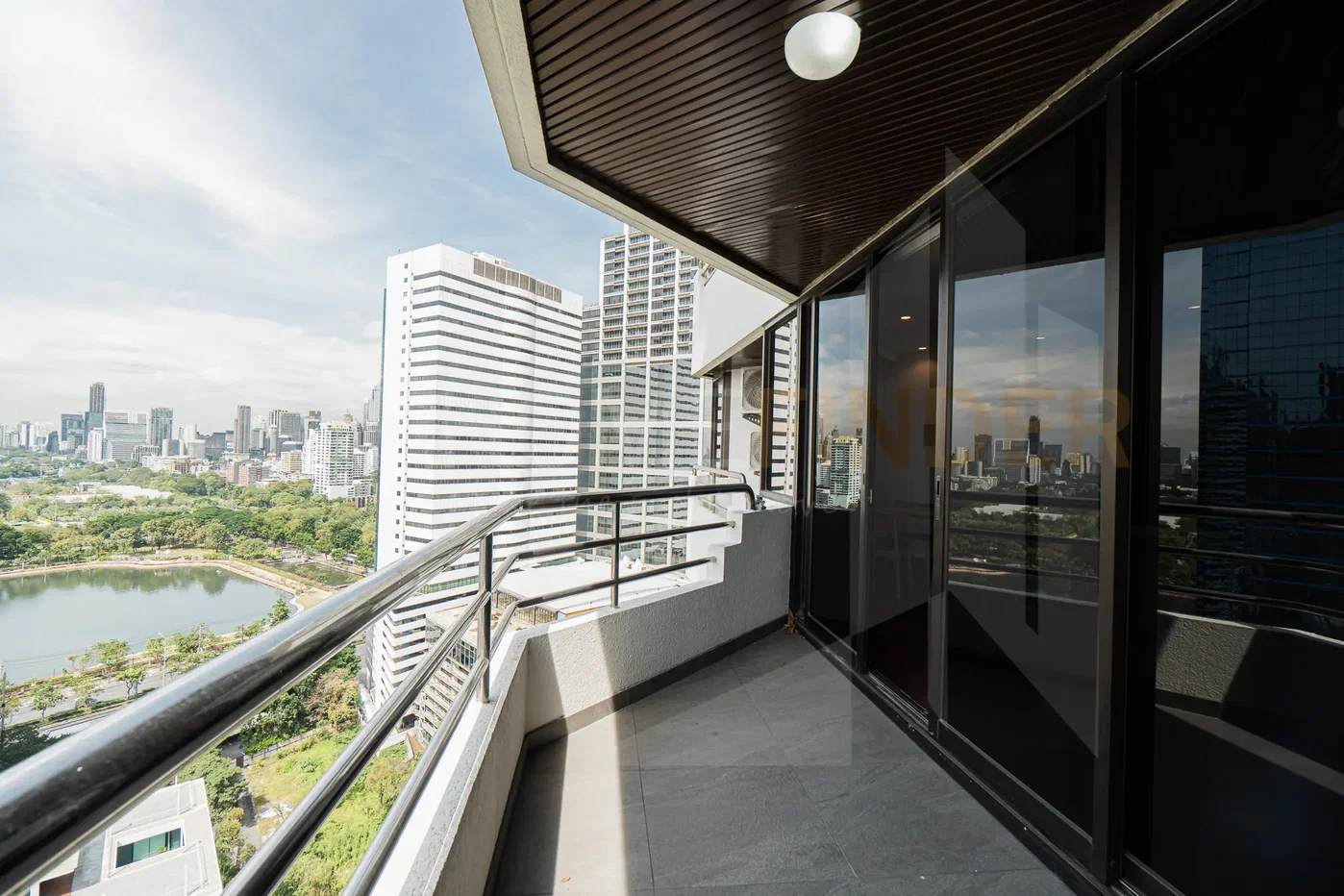 picture LAKE AVENUE Sukhumvit 16 2 bedrooms, for rent - 7/8