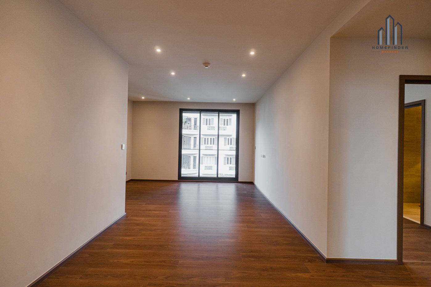 picture via 61 2 bedrooms, for sale - 2/20