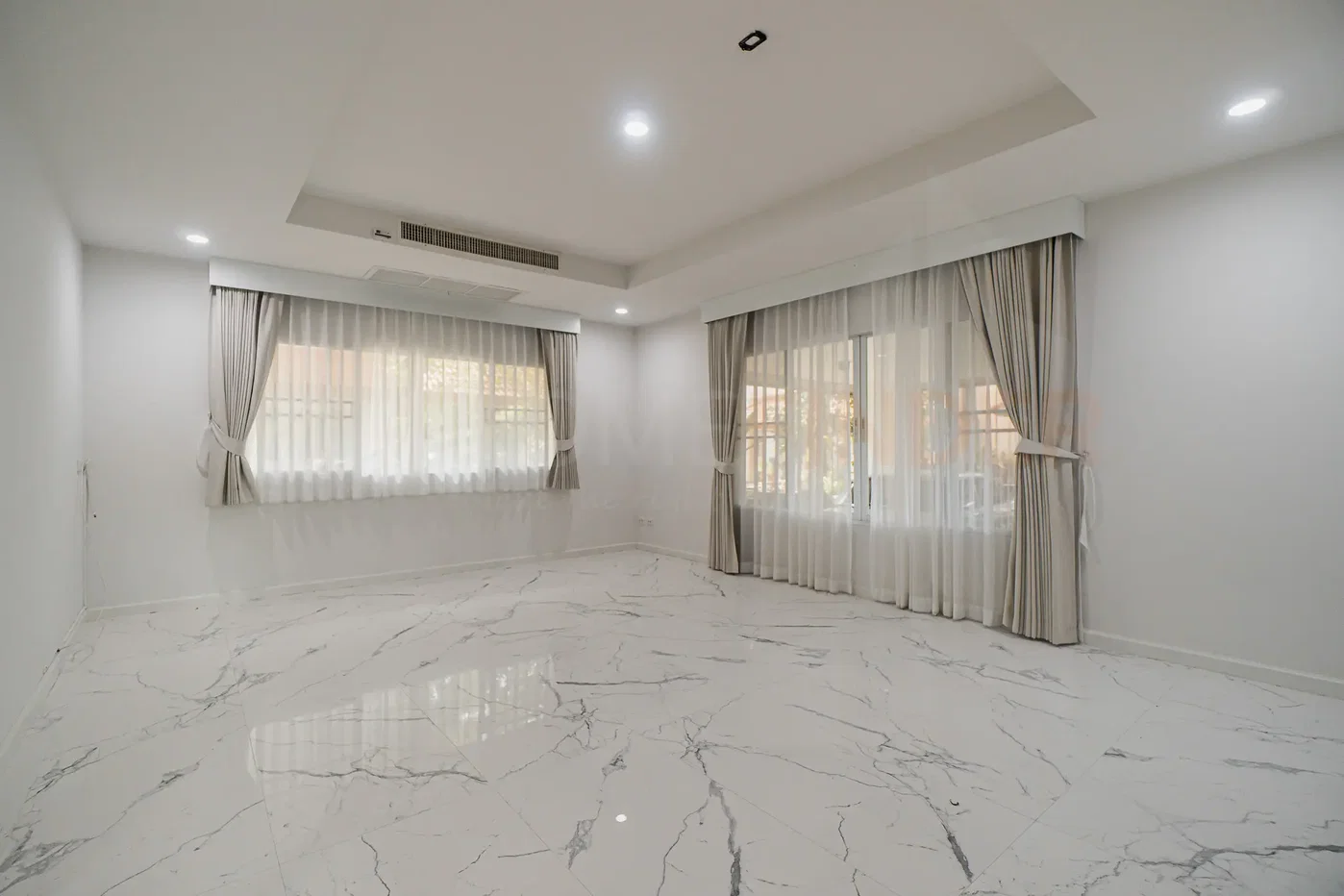picture Nichada Premier Place 1 5 bedrooms, for rent - 15/25