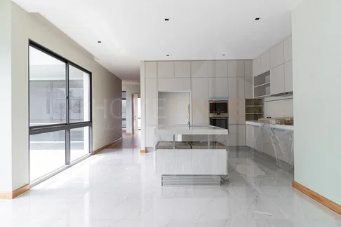 House near The Street Ratchada Mall - 4 bedroom house Ratchada, Bangkok Thailand 4 bedrooms, for sale
