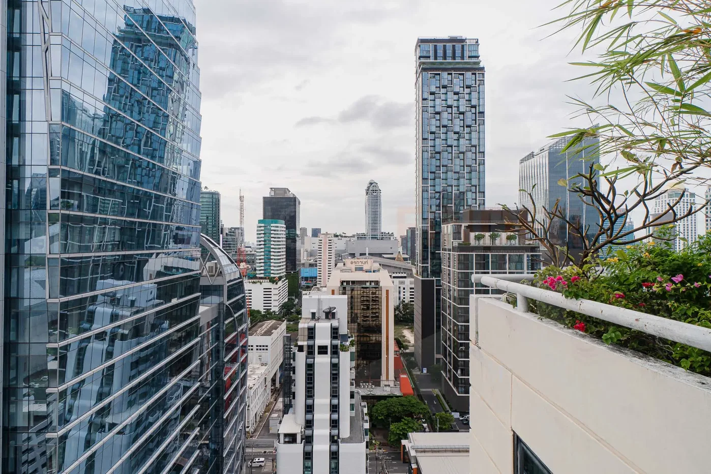 รูป Somkid Gardens Condominium 3 bedrooms, for sale - รูปที่ 21/21
